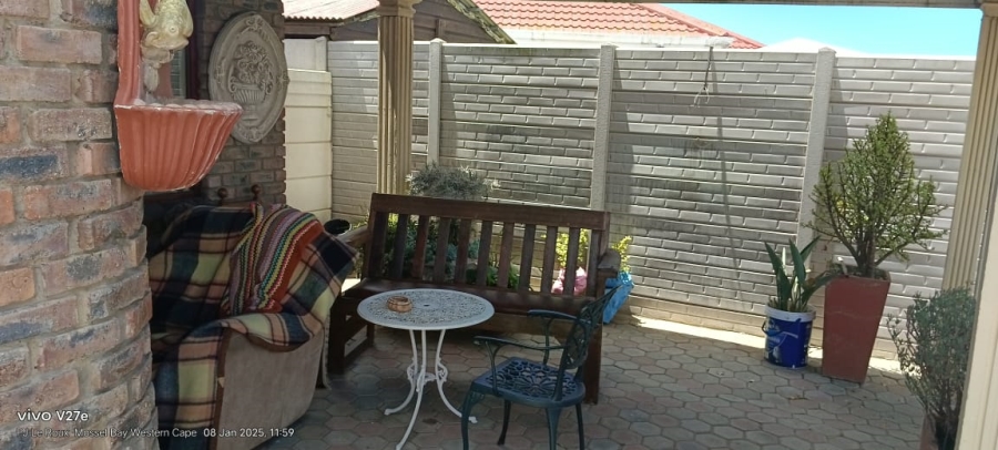 3 Bedroom Property for Sale in Hartenbos Central Western Cape